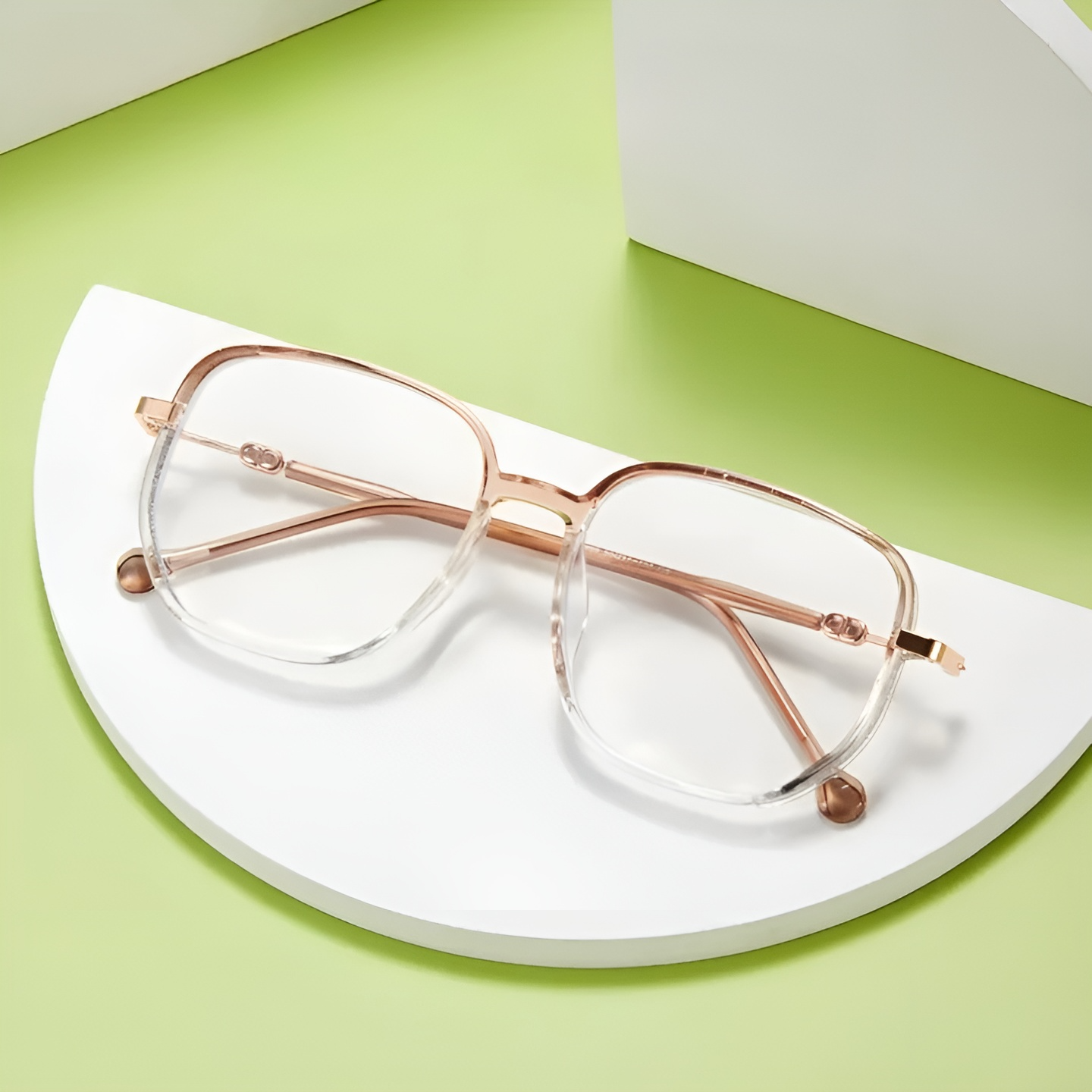 PureVision Chic™ - Kristallklare Sicht mit Eleganter Stil | 50% RABATT