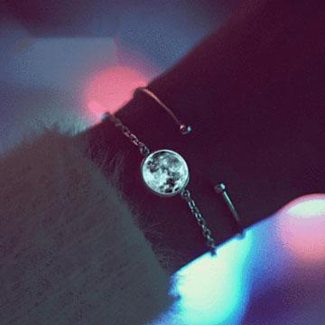 Glow Moon Armband - Science Factory